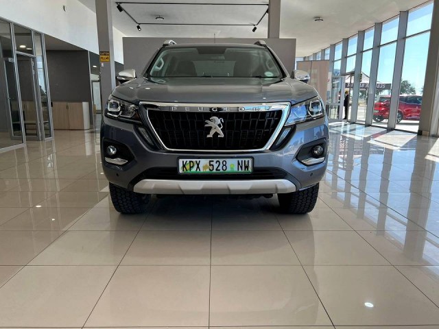 BUY PEUGEOT LANDTREK MY21.11 2022 LANDTREK MY21.11 1.9 TD 4ACTION D CAB 4X4 AT, WesBank