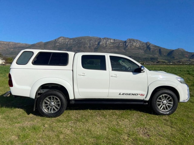 BUY TOYOTA HI-LUX 2015 HILUX 2.5 D-4D LEGEND 45 R/B P/U D/C, WesBank