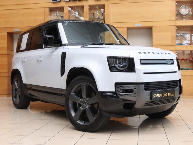 BUY LAND ROVER DEFENDER 110 2022 P525 V8 (386KW), WesBank