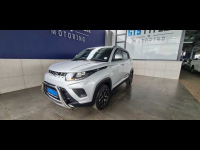 2022 Mahindra Kuv 100