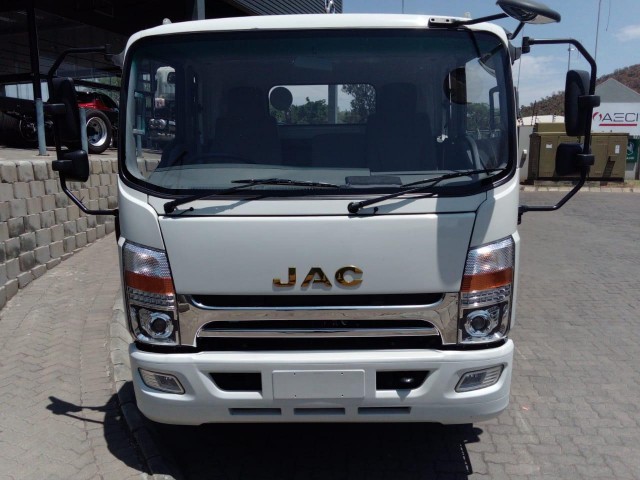 BUY JAC N140 9TON 4X2 F/C C/C  2025 N140 9TON 4X2 F/C C/C, WesBank