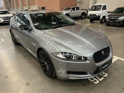 2015 Jaguar Xf