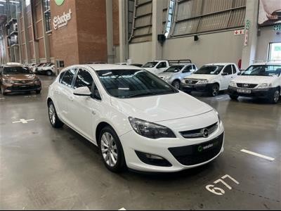 2014 Opel Astra