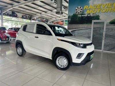 2021 Mahindra Kuv100