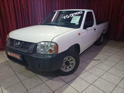 2017 Nissan Hardbody