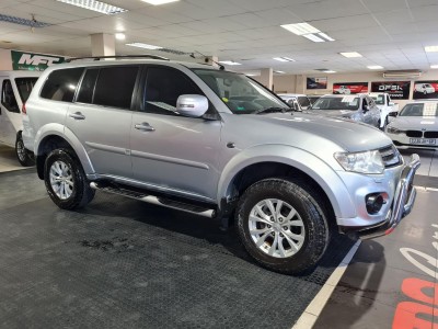 2016 Mitsubishi Pajero