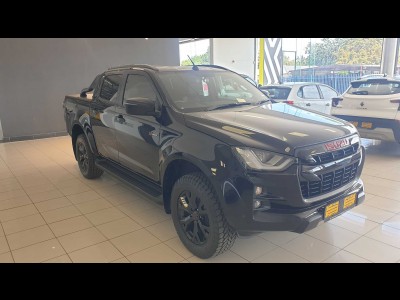 2025 Isuzu 1.9 Ddi D/cab Hr X-rider Black At