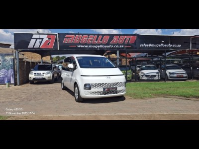 2025 Hyundai Staria