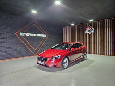 2015 Volvo V40