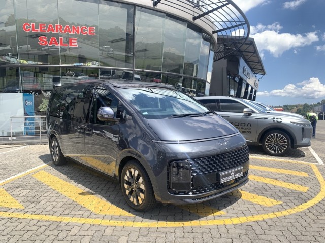 BUY HYUNDAI STARIA 2022 STARIA 2.2D LUXURY A/T, WesBank