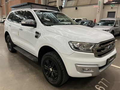 2017 Ford Everest