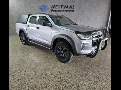 2026 Isuzu 3.0 Ddi V-cross Hr A/t