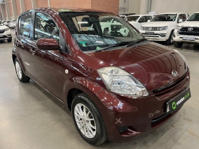 2009 Daihatsu Sirion