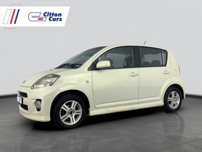 2005 Daihatsu Sirion