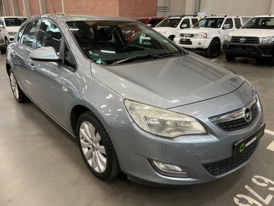 2011 Opel Astra