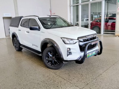 2026 Isuzu 3.0 Ddi V-cross Hr A/t