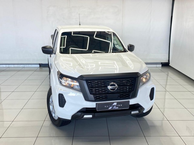 BUY NISSAN NAVARA 2023 2.5DDTI SE PLUS A/T D/C P/U, WesBank