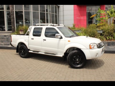 2016 Nissan Hardbody