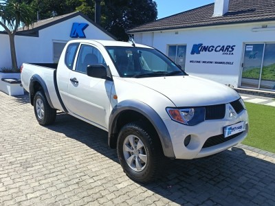 2011 Mitsubishi Triton